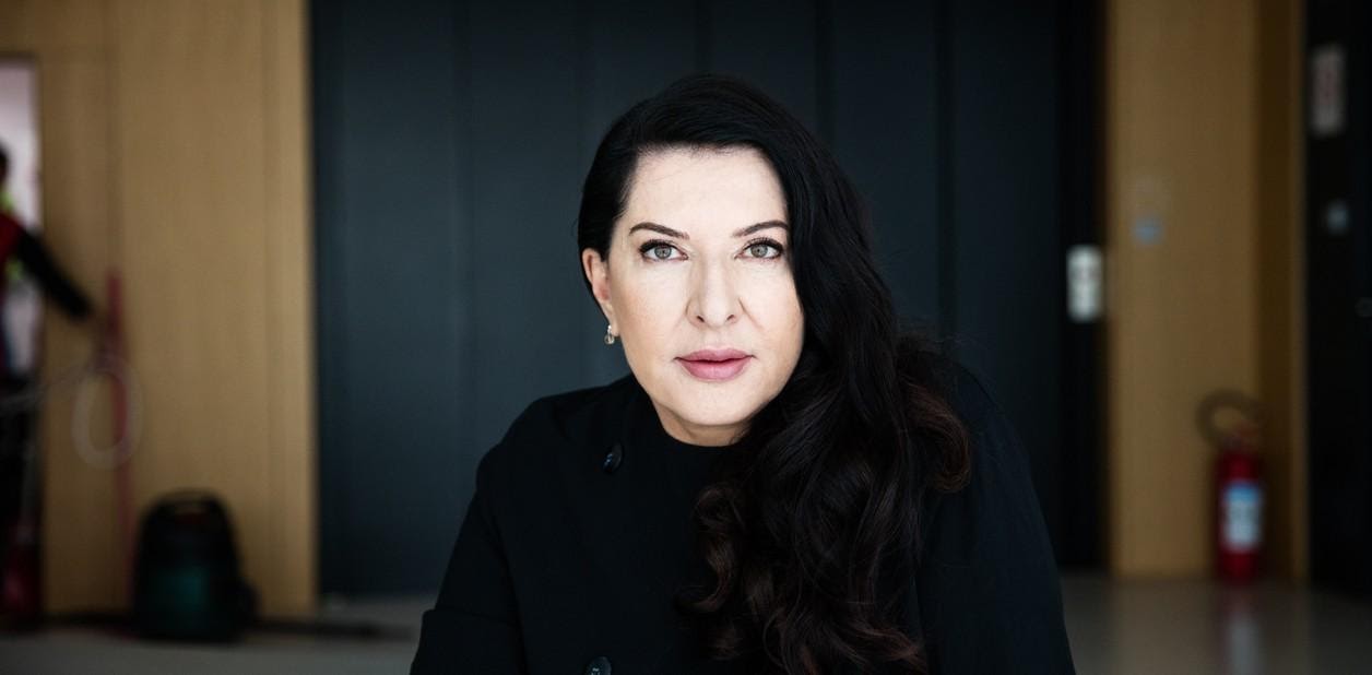 Marina Abramovic debuta en Santiago a Mil 2021 con retrospectiva de su obra y encuentro virtual con el público
